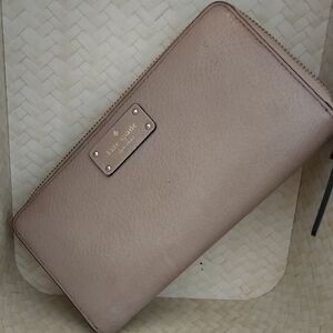 Kate Spade Beige Women's Wallet